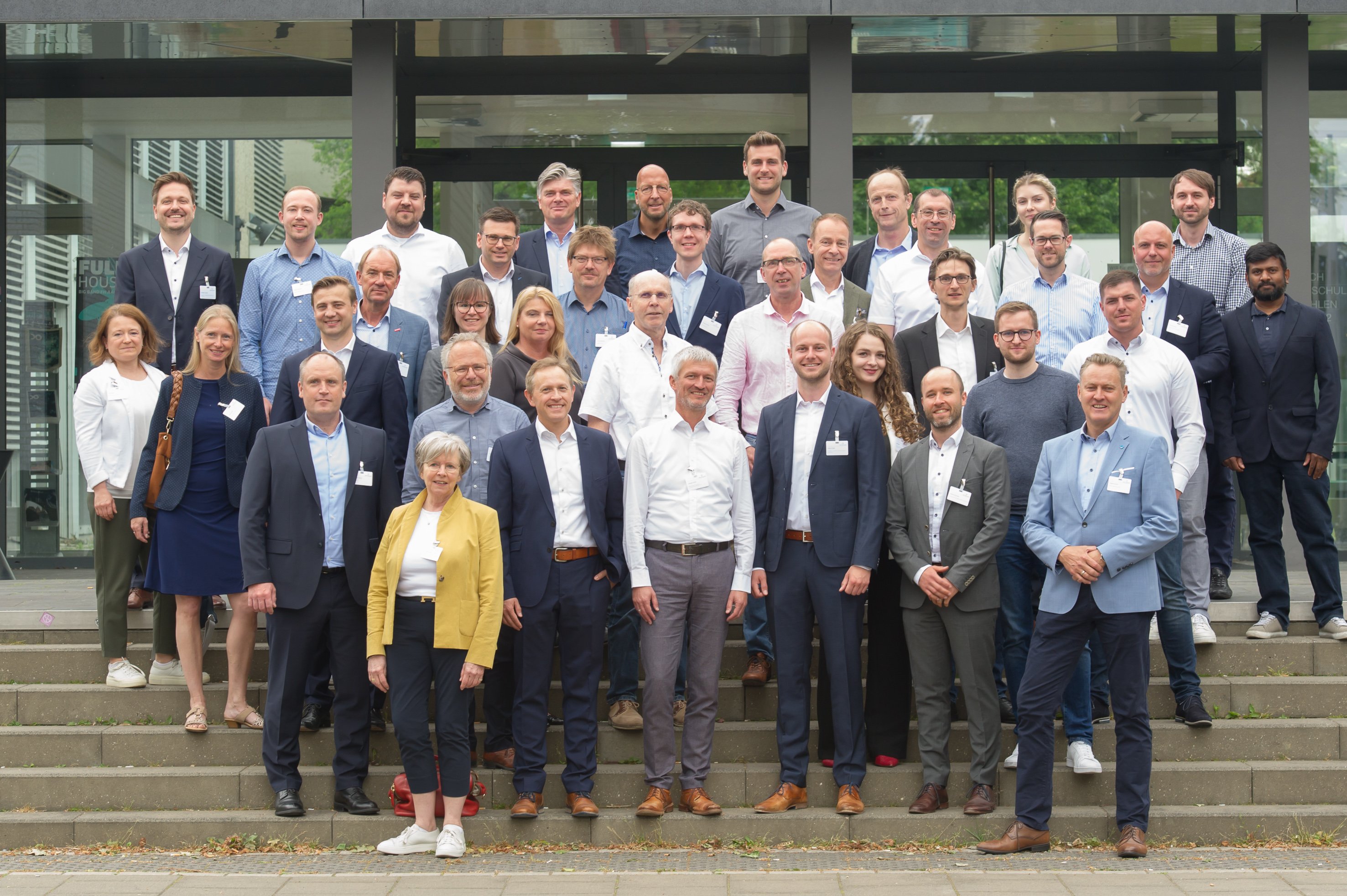 Das Bild zeigt ein Gruppenfoto des Bündnistreffens