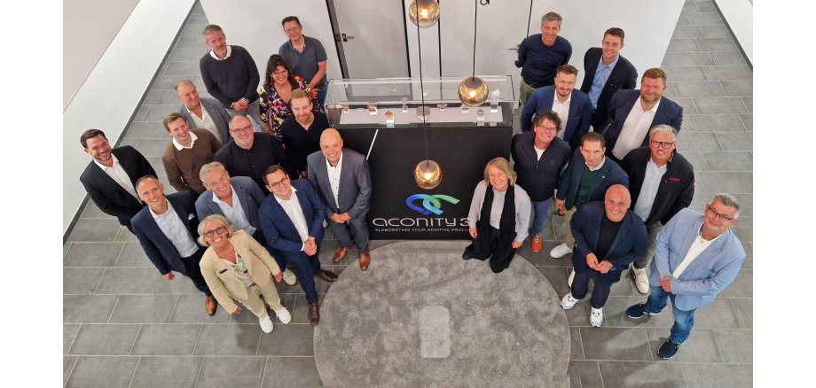 Gruppenbild Einweihung Aconity3D
