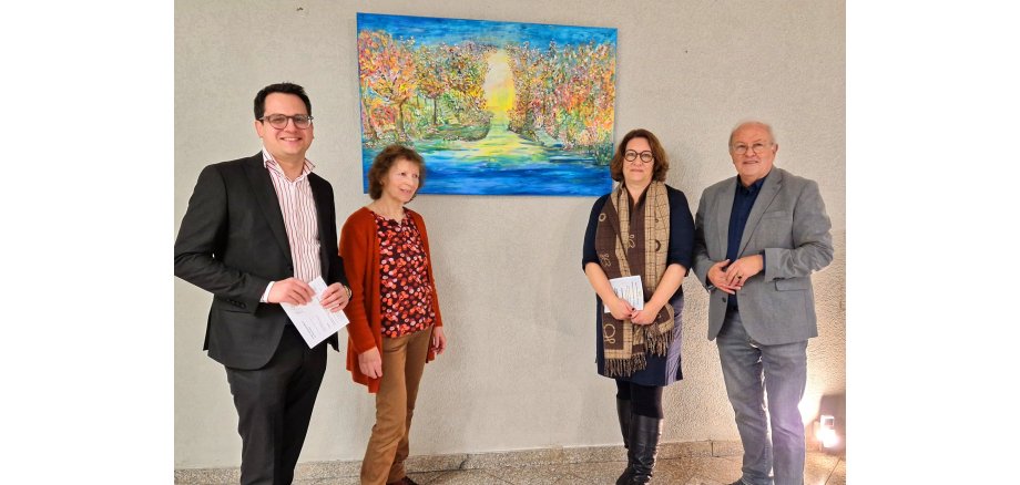 Bürgermeister Dr. Benjamin Fadavian, Künstlerin Gerda Schreurs-Poweleit, Beigeordnete Renate Wallraff und der Stellvertretende Bürgermeister Dr. Manfred Fleckenstein