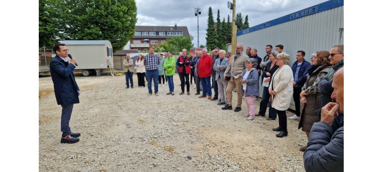 Begrüßung Bürgermeister bei Richtfest GGS Alt-Merkstein 2025 Begrüßung Bürgermeister bei Richtfest GGS Alt-Merkstein 2025