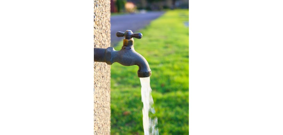 Wasserhahn - 1 Wasserhahn - 1