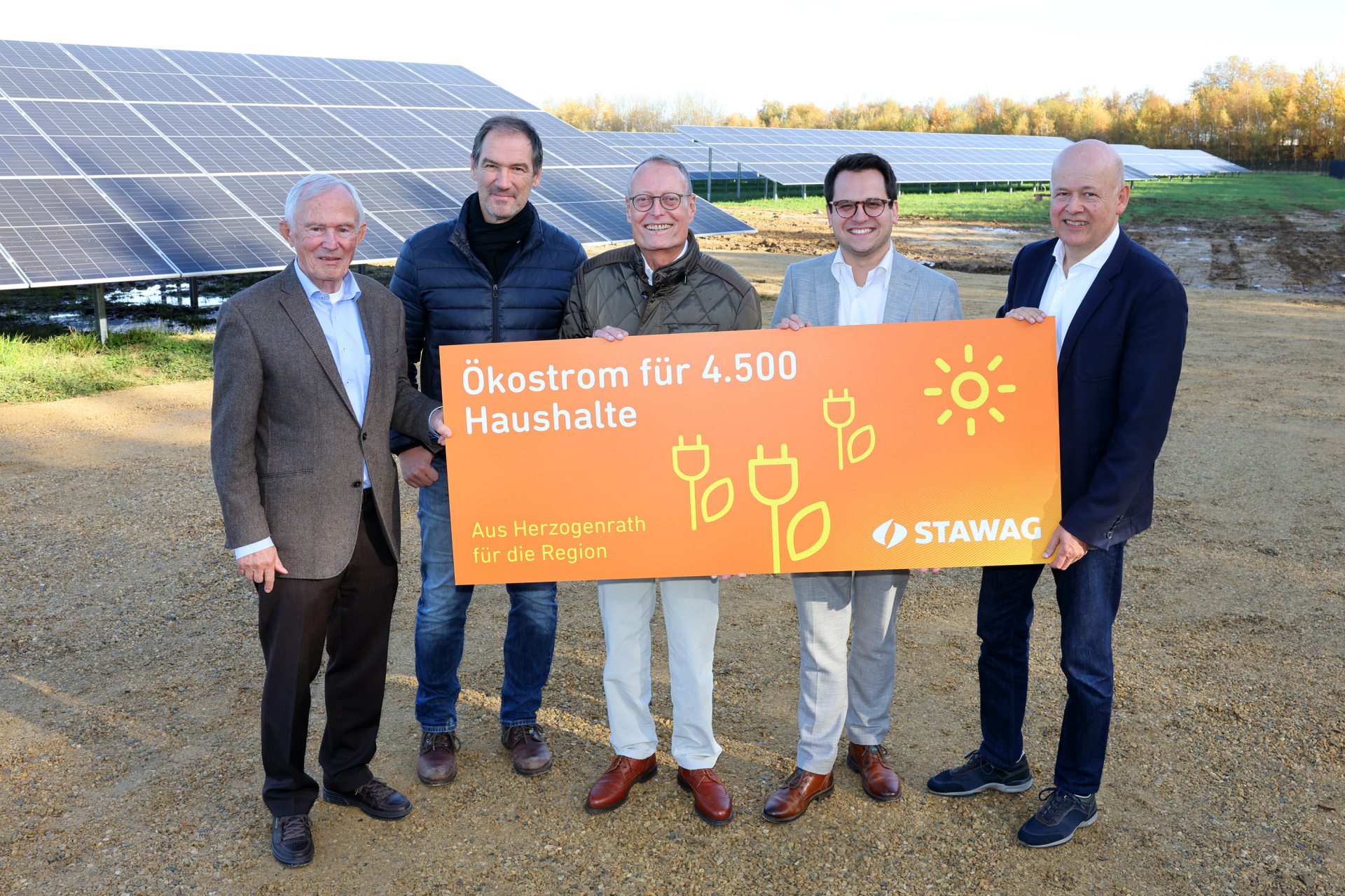 Gruppenbild Einweihung Solarpark Merkstein