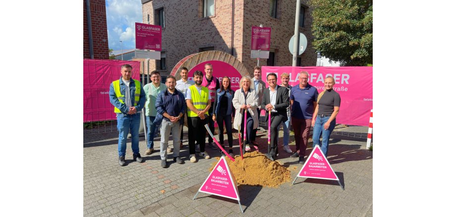 Gruppenbild Spatenstich Telekom Gruppenbild Spatenstich Telekom