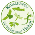 Logo: Grafische Darstellung verschiedener Tiere mit den Schriftzug Kommunen für biologische Vielfalt