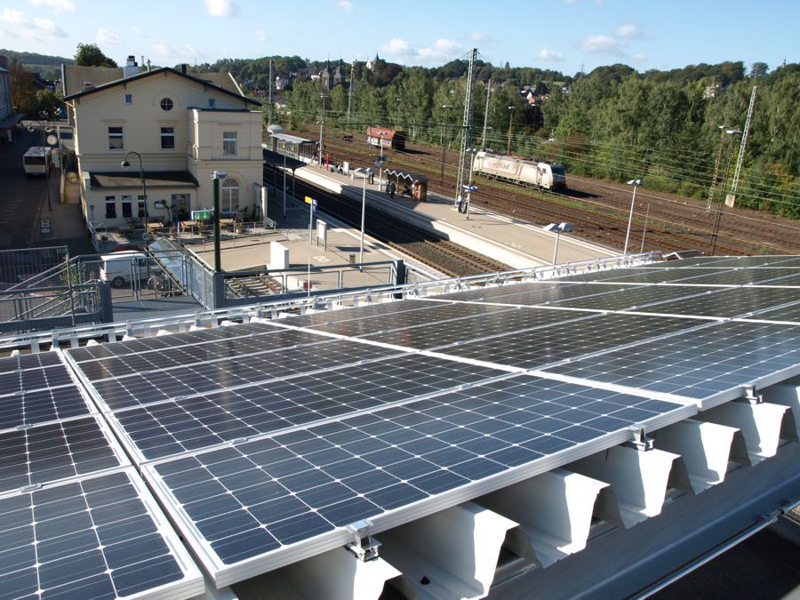 Solardach am Bahnhof