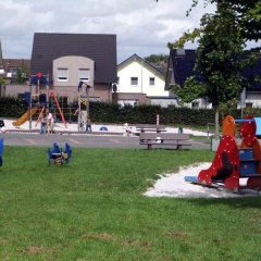 Spielplatz Schleypenhof Kasanienweg