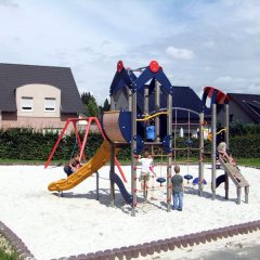 Spielplatz Schleypenhof Kasanienweg