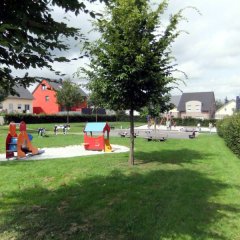 Spielplatz Schleypenhof Kasanienweg