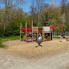 Weiher Hrath_Spielplatz