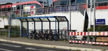 Zugang DB + überdachte Radabstellplätze Kohlscheid